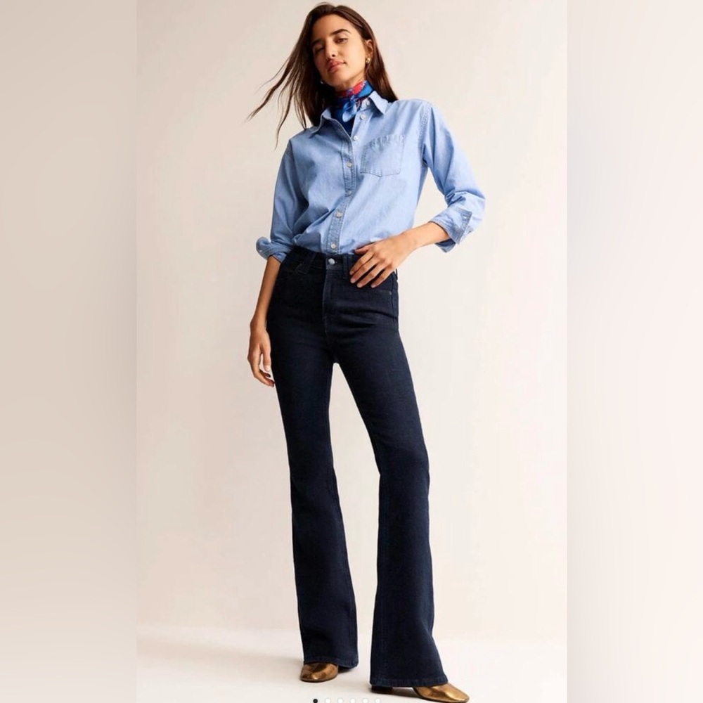 NWOT BODEN High Rise Slim Flare Dark Blue Sz 31